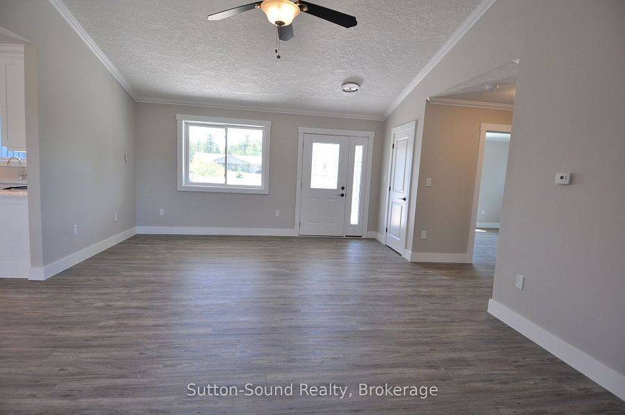 South Bruce Peninsula, ON N0H 2T0,1 Williamson PL