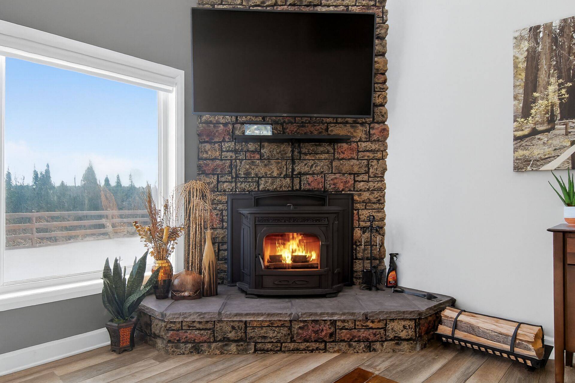 Tay Valley, ON K0G 1A0,999 Ennis RD