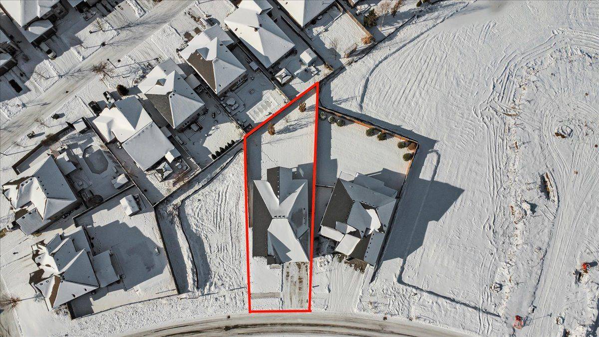 London North, ON N6G 3X9,956 Eagletrace DR