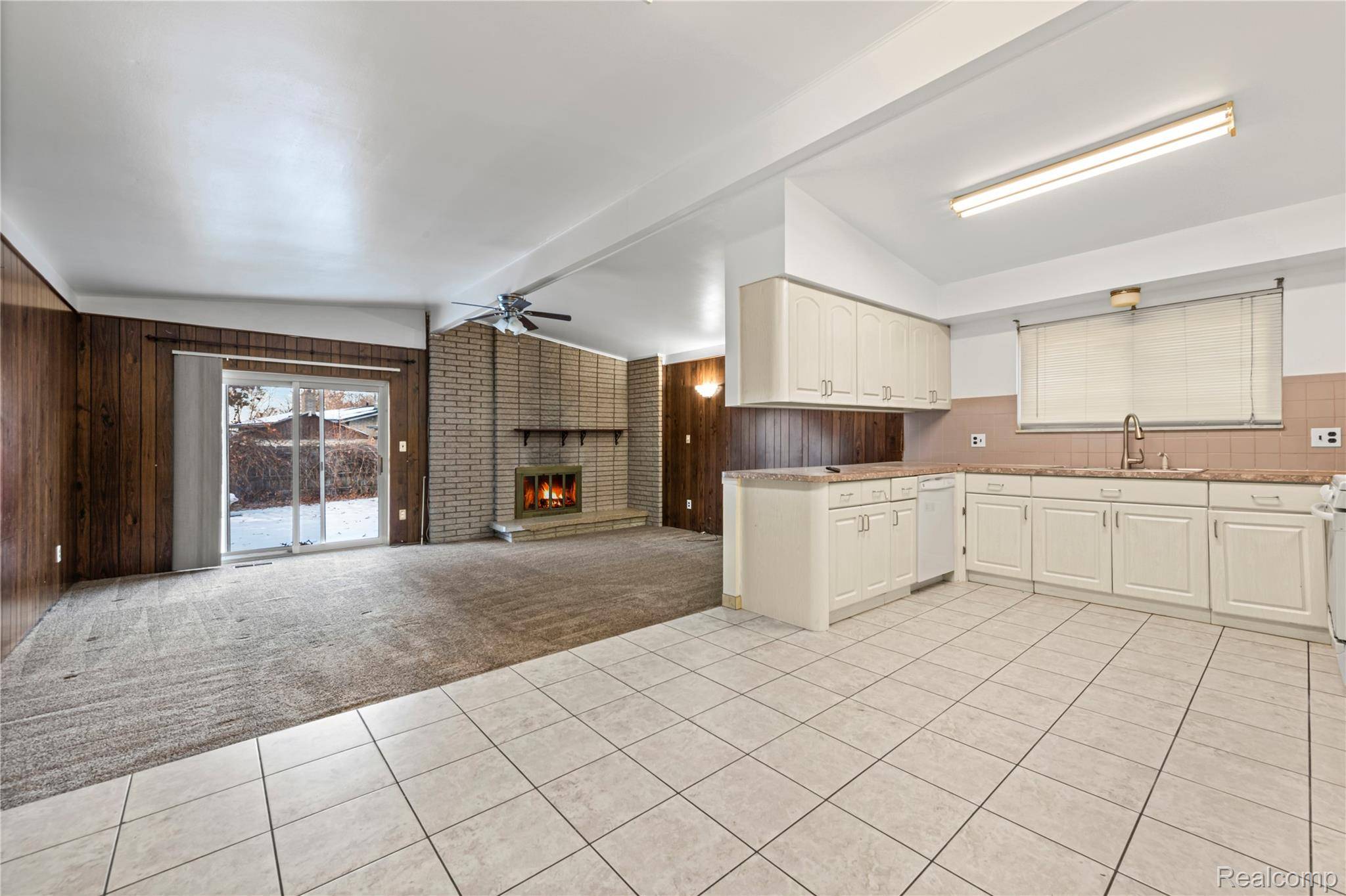 Sterling Heights, MI 48310,4681 Dickson DR