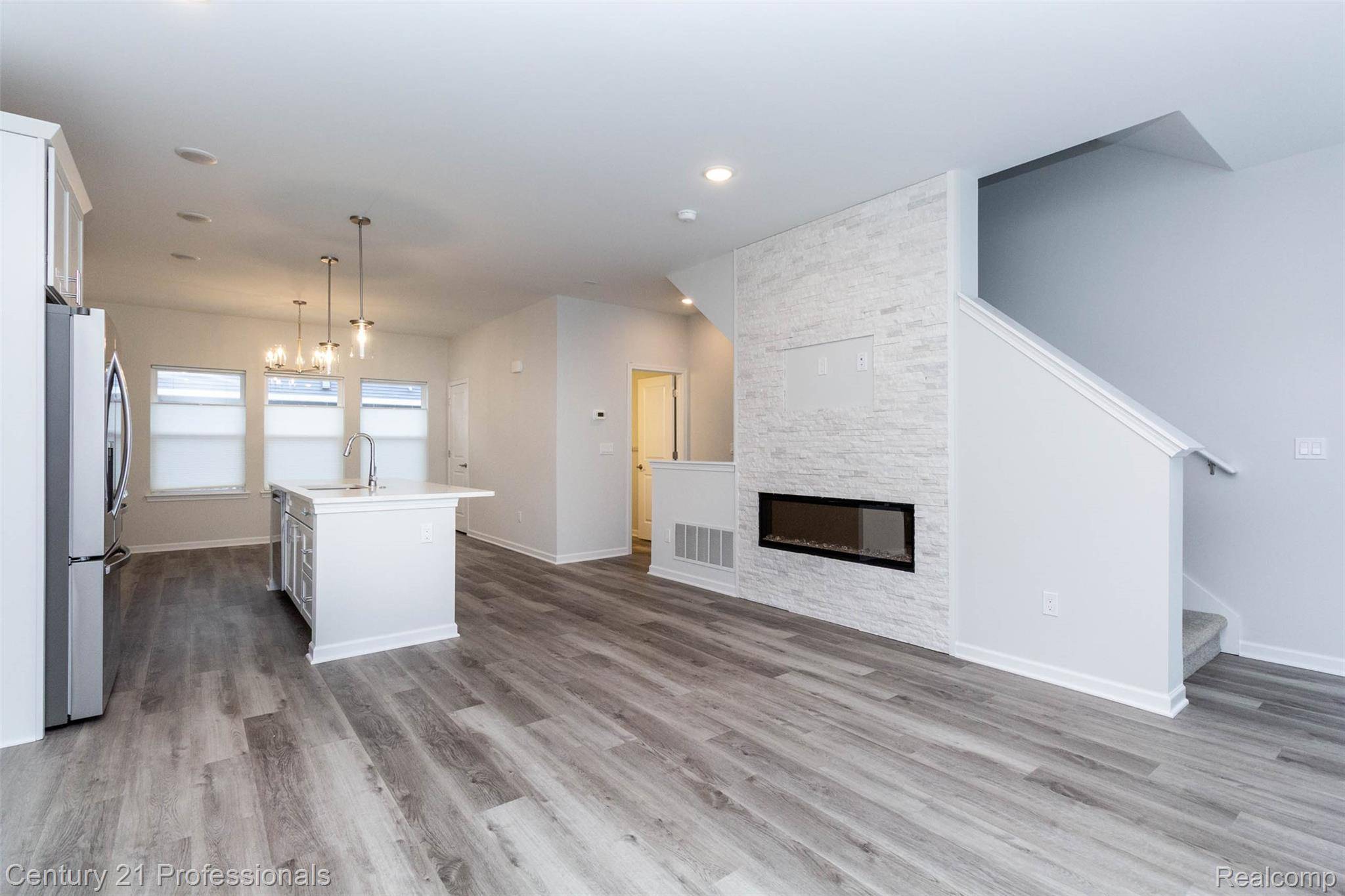 Troy, MI 48085,4849 Parkside LN