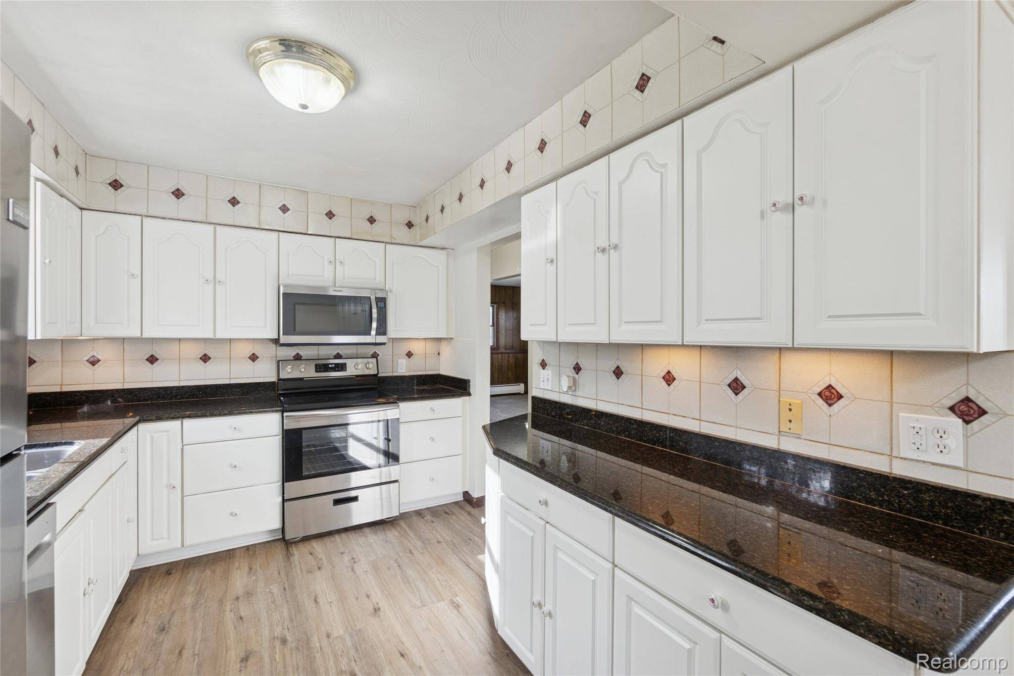 Fowlerville, MI 48836,8603 Killinger RD