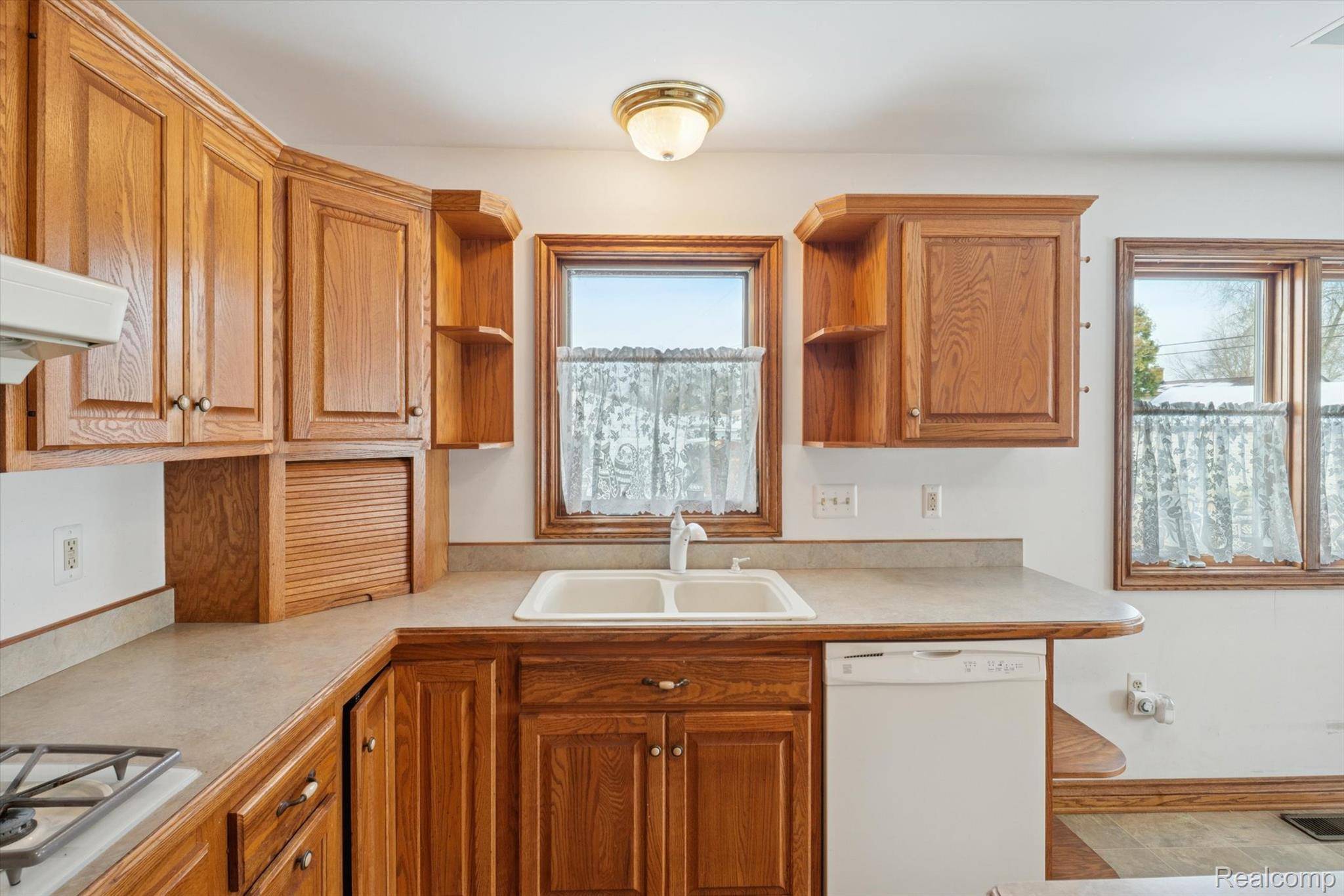 Rockwood, MI 48173,23220 Huron River DR