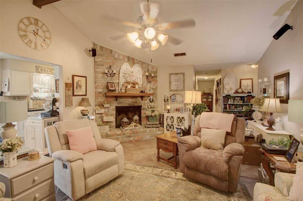 Saginaw, TX 76179,1325 N Creek Drive