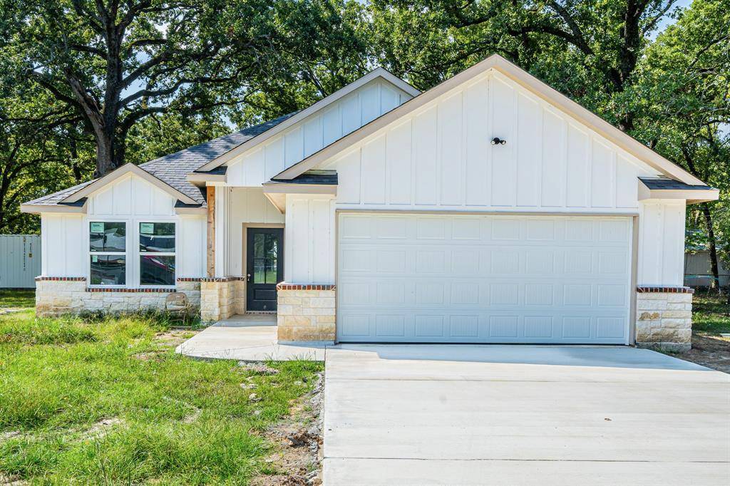Mabank, TX 75156,110 Red Oak