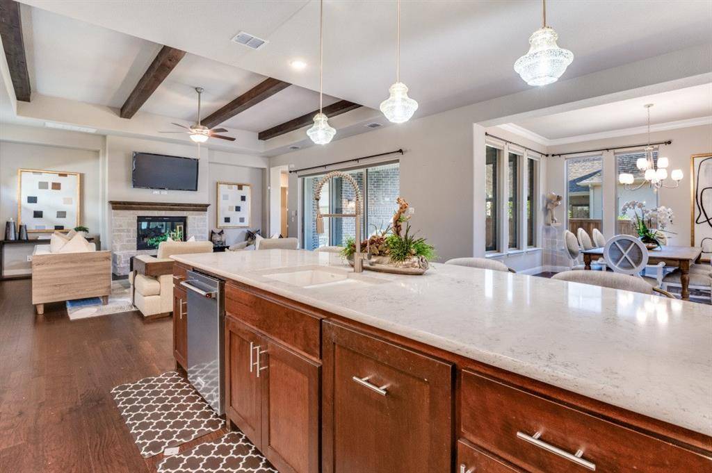 Arlington, TX 76005,1403 Laurel Green Court