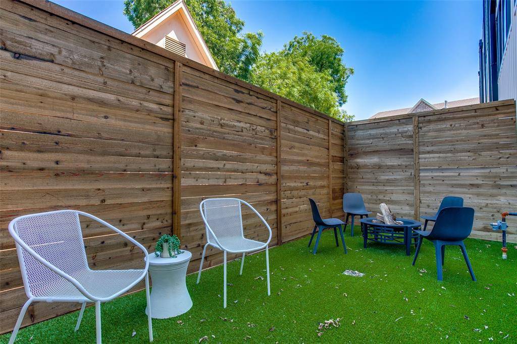 Dallas, TX 75204,2214 Annex Avenue #102