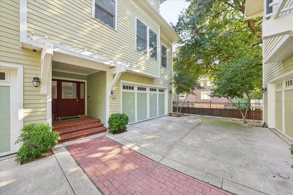 Dallas, TX 75204,2608 Thomas Avenue #8