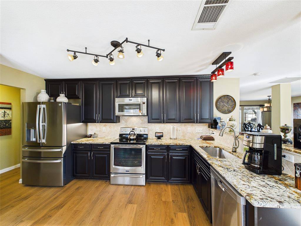 Aubrey, TX 76227,1704 Heron Drive