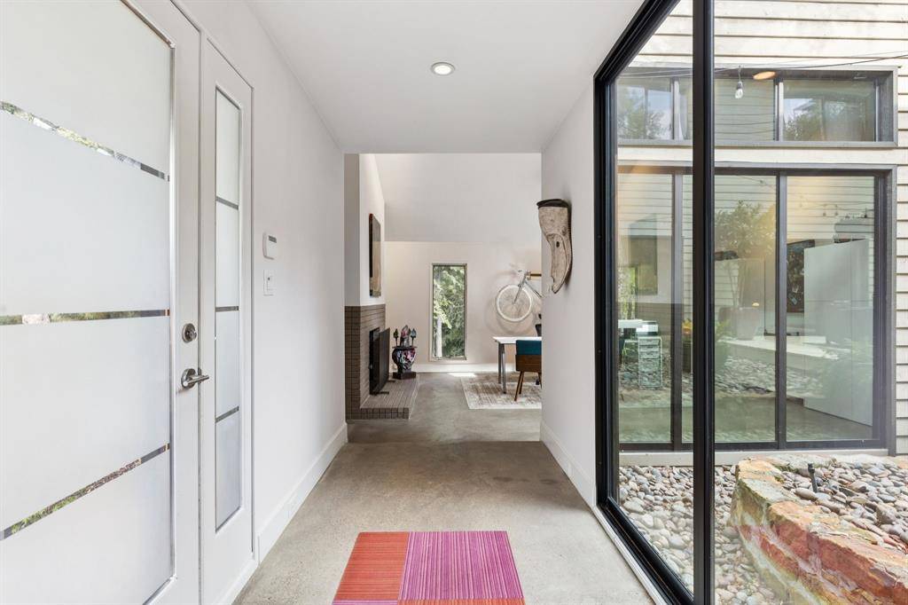 Dallas, TX 75238,7904 Deer Trail Drive