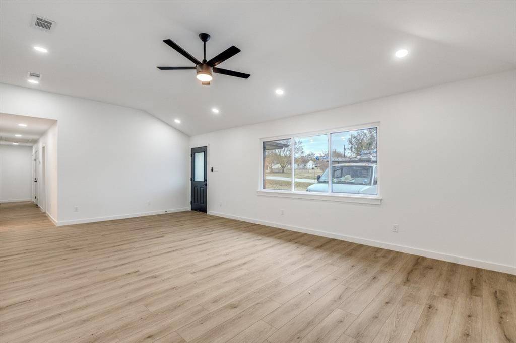 Prosper, TX 75078,109 E 5th Street