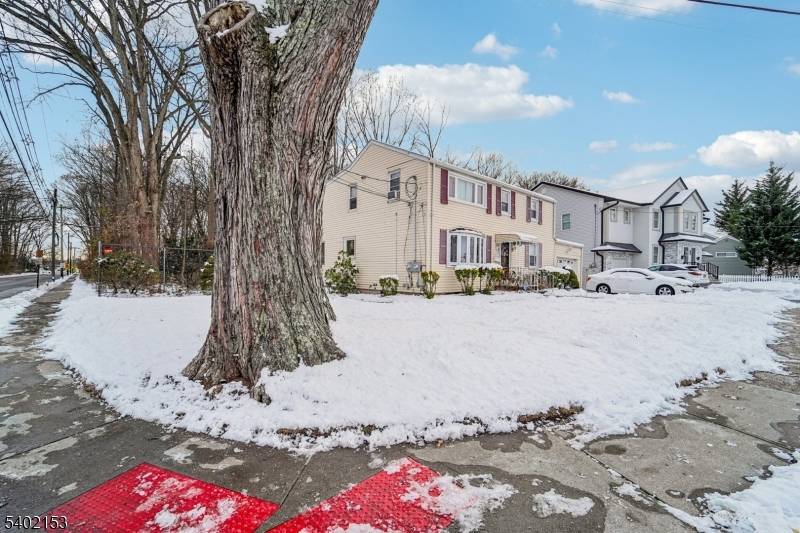 Elmwood Park Boro, NJ 07407,342 Lincoln Ave