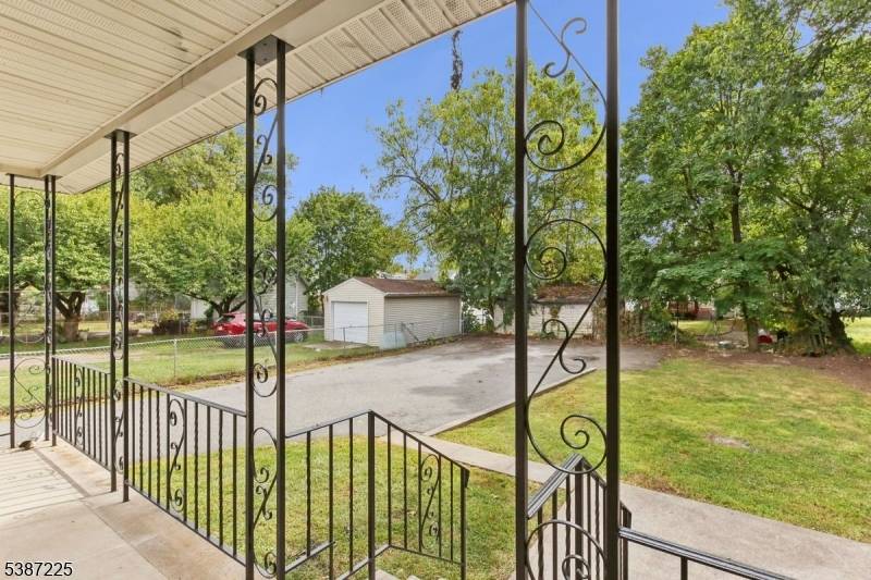 Bloomfield Twp., NJ 07003,200 Montgomery St