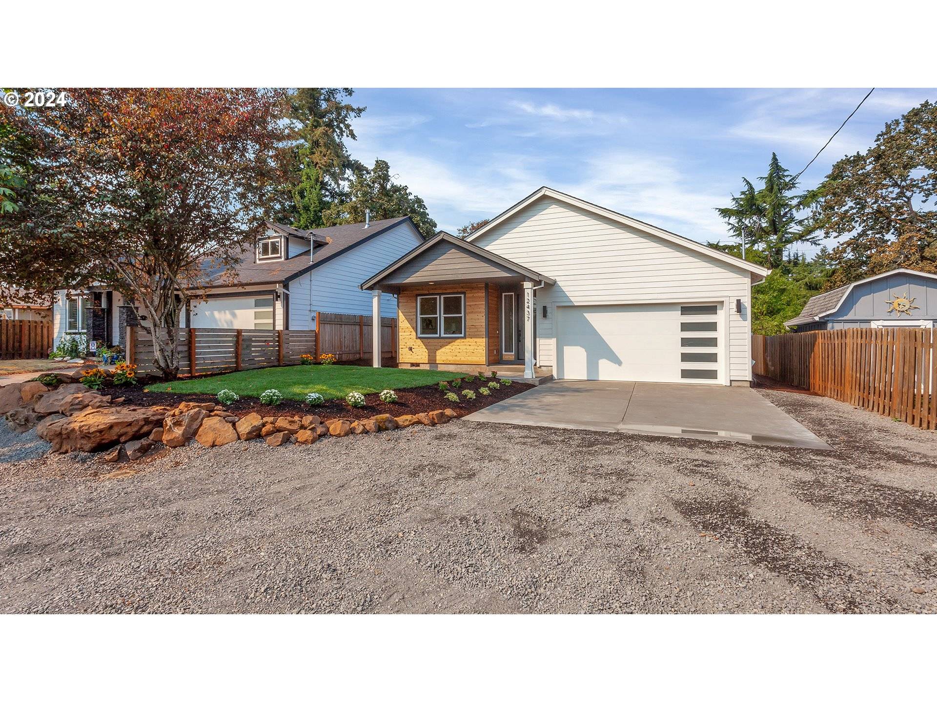 Milwaukie, OR 97222,12437 SE 24TH AVE