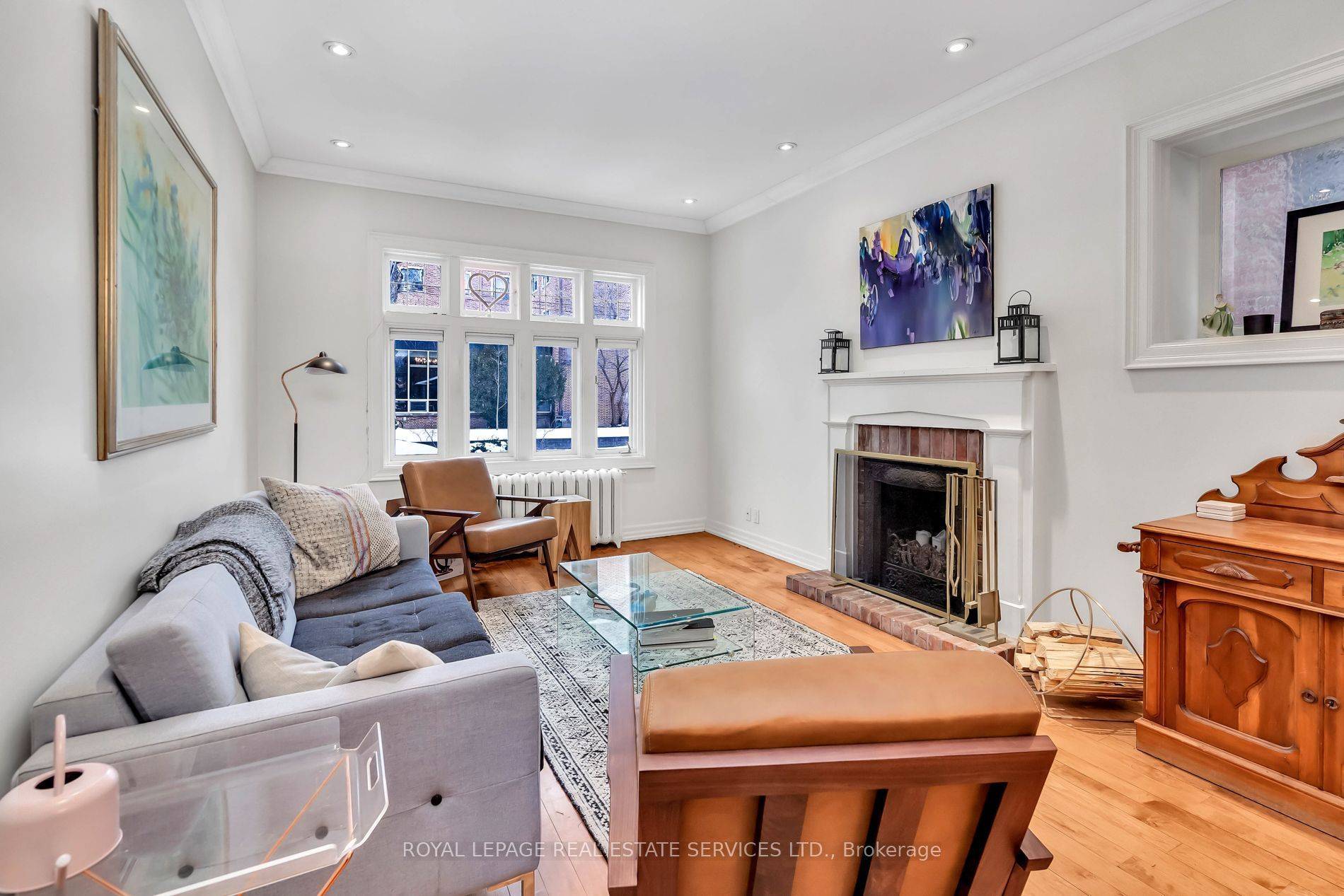 Toronto C09, ON M4T 1B9,47 Woodlawn AVE E