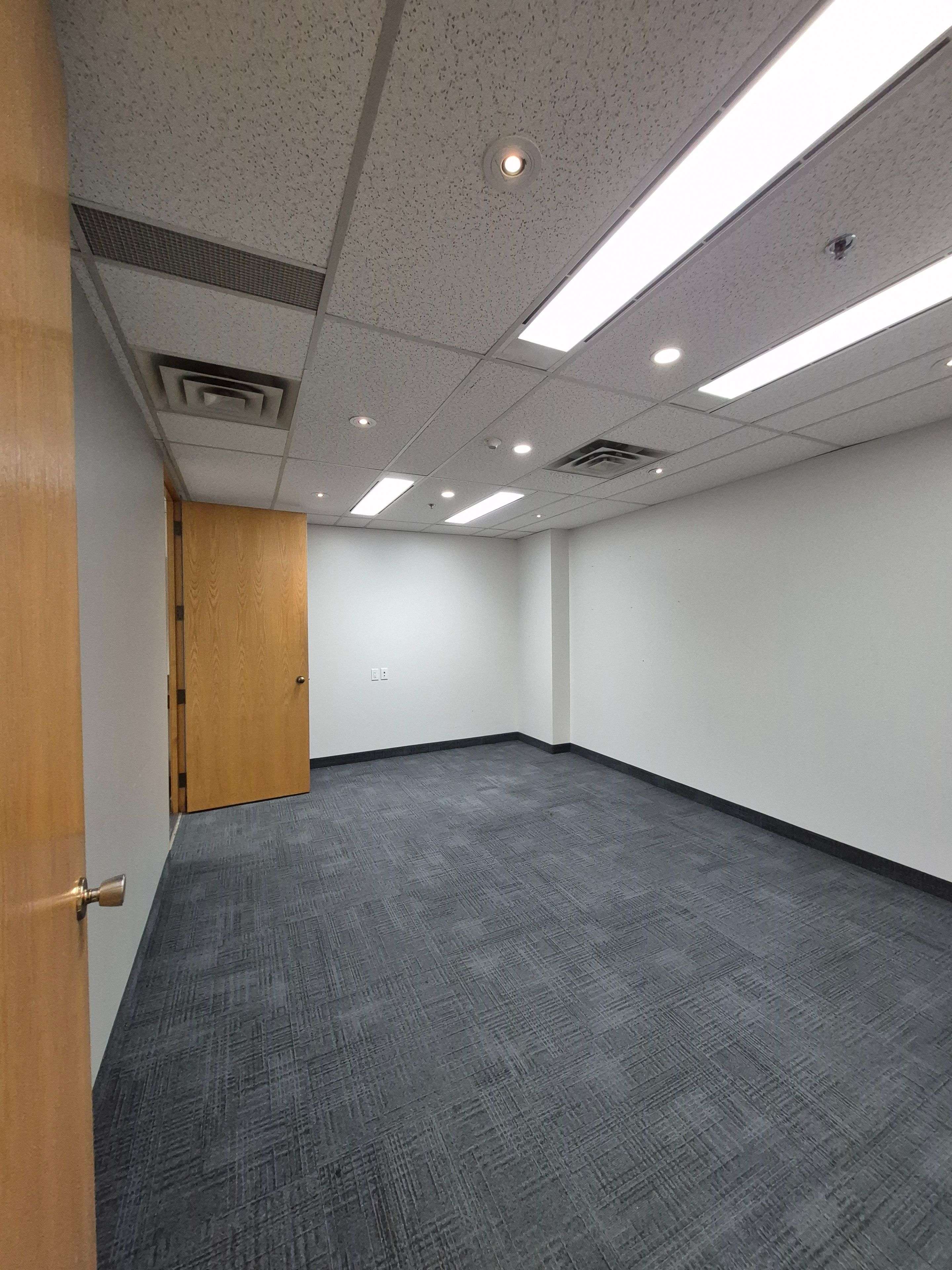 Toronto C14, ON M2N 5N1,45 Sheppard AVE E #302