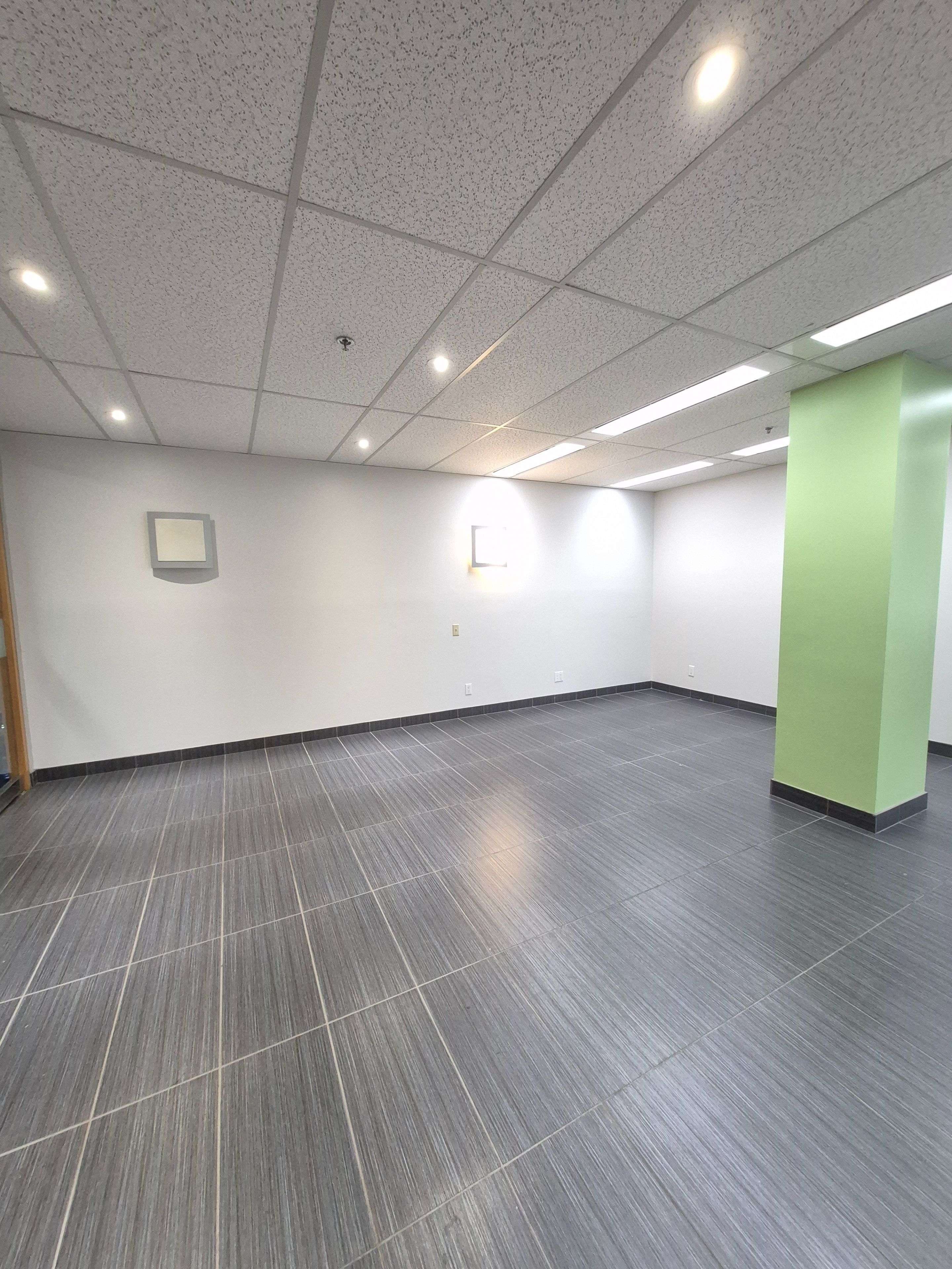 Toronto C14, ON M2N 5N1,45 Sheppard AVE E #302