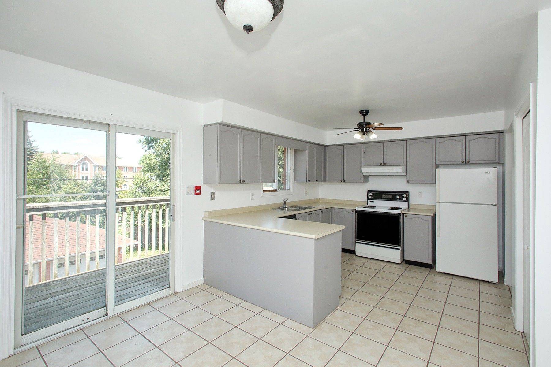 Oshawa, ON L1G 3N4,42 Tecumseh AVE ##4