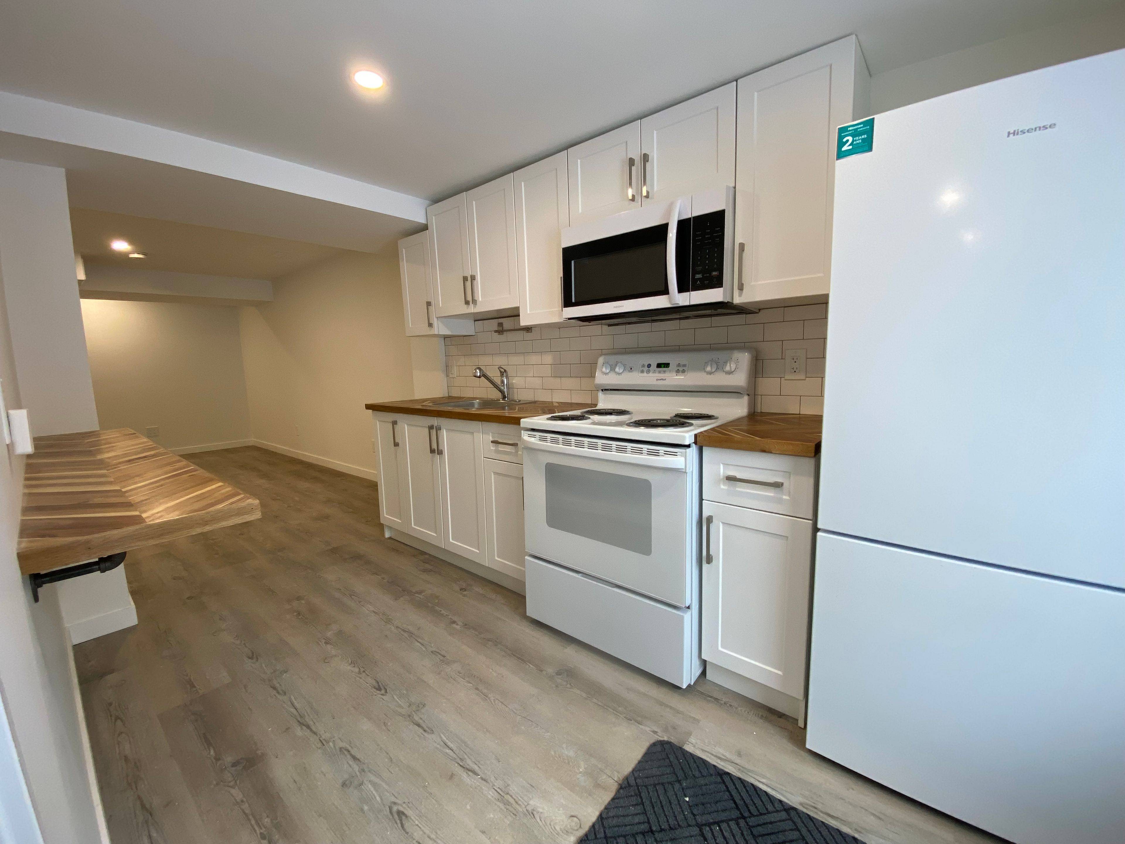 Oshawa, ON L1K 1H9,371 Daytona CT #Basement