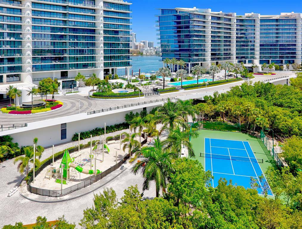 Aventura, FL 33160,5000 Island Estates Dr #904