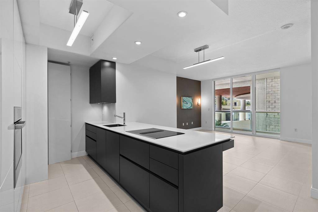 Fort Lauderdale, FL 33301,347 N New River Dr #205