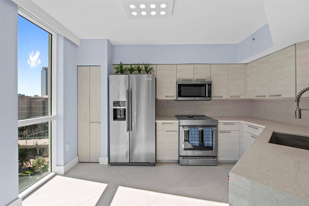 Fort Lauderdale, FL 33301,347 N New River Dr #1104