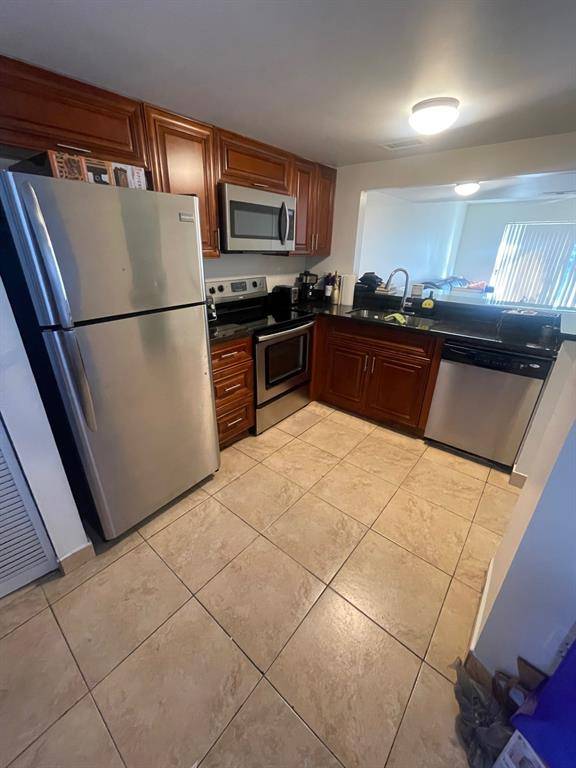 Fort Lauderdale, FL 33351,3910 NW 90th Ave #3910