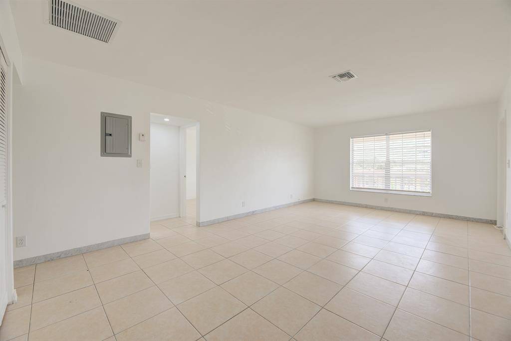 Wilton Manors, FL 33311,1017 NW 30th Ct #2