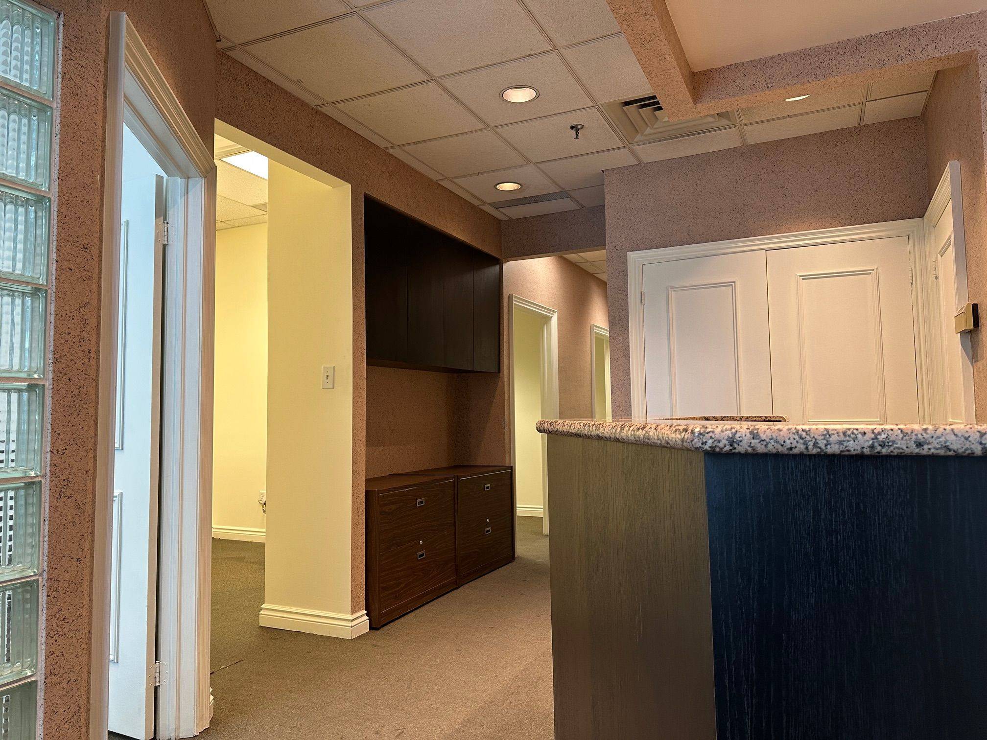 Vaughan, ON L4K 4C3,151 Spinnaker WAY #3