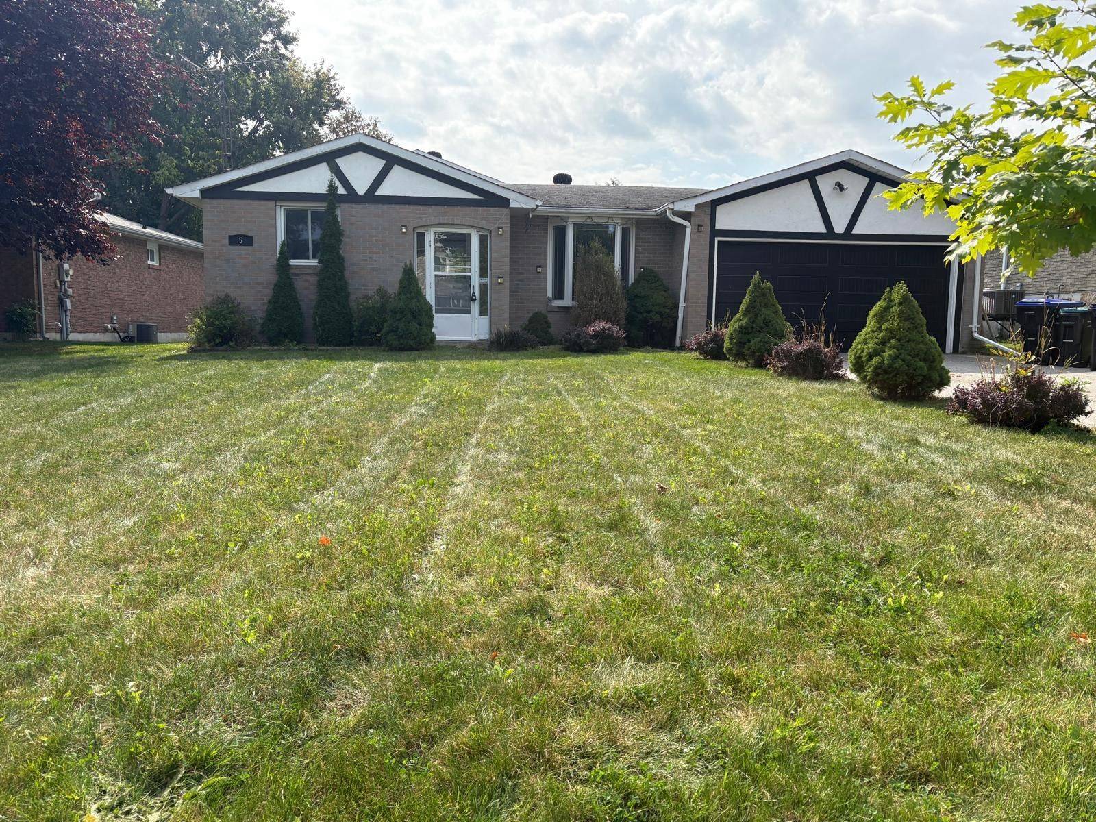 New Tecumseth, ON L0G 1A0,5 Hammond CRES