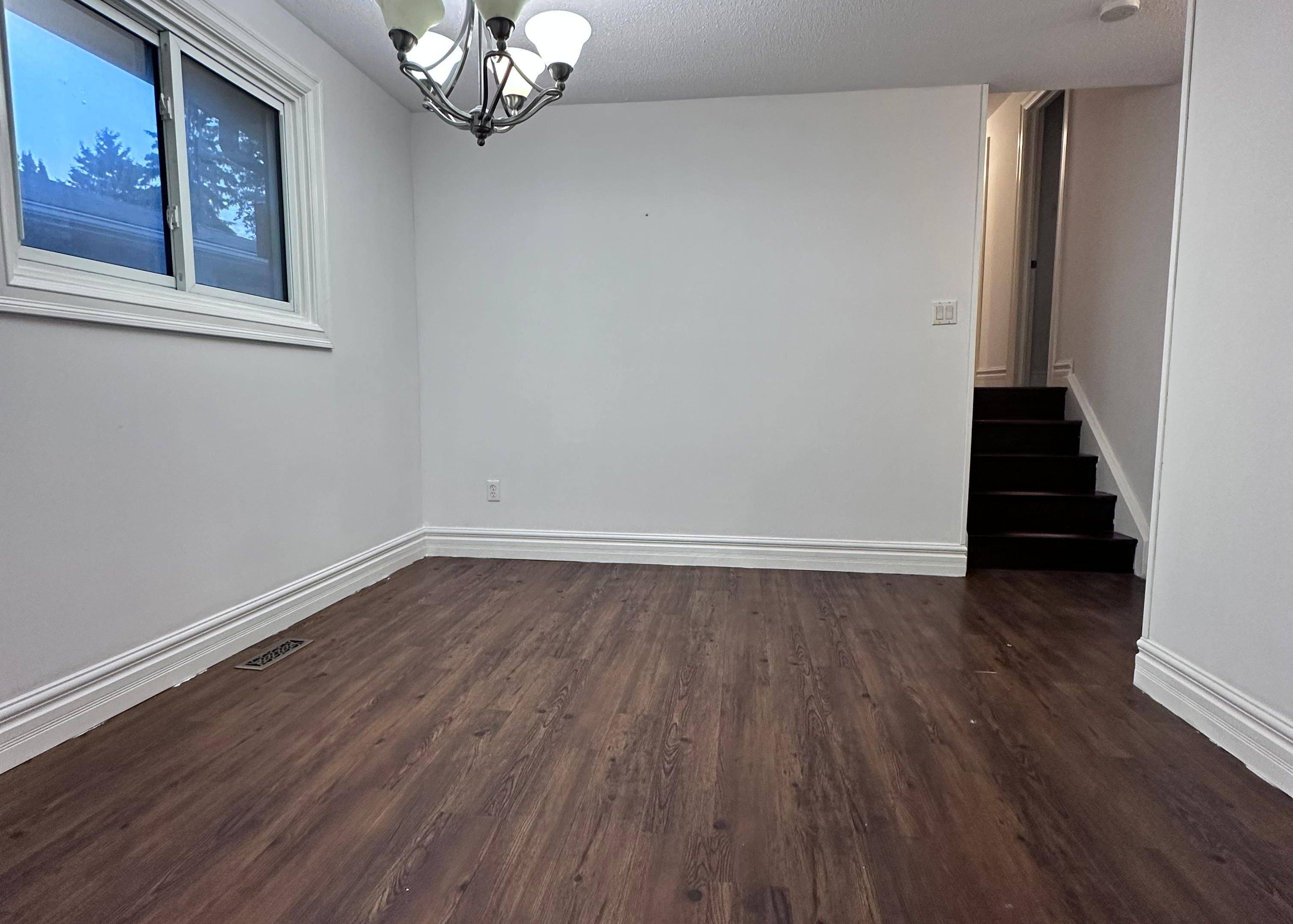 New Tecumseth, ON L0G 1A0,5 Hammond CRES