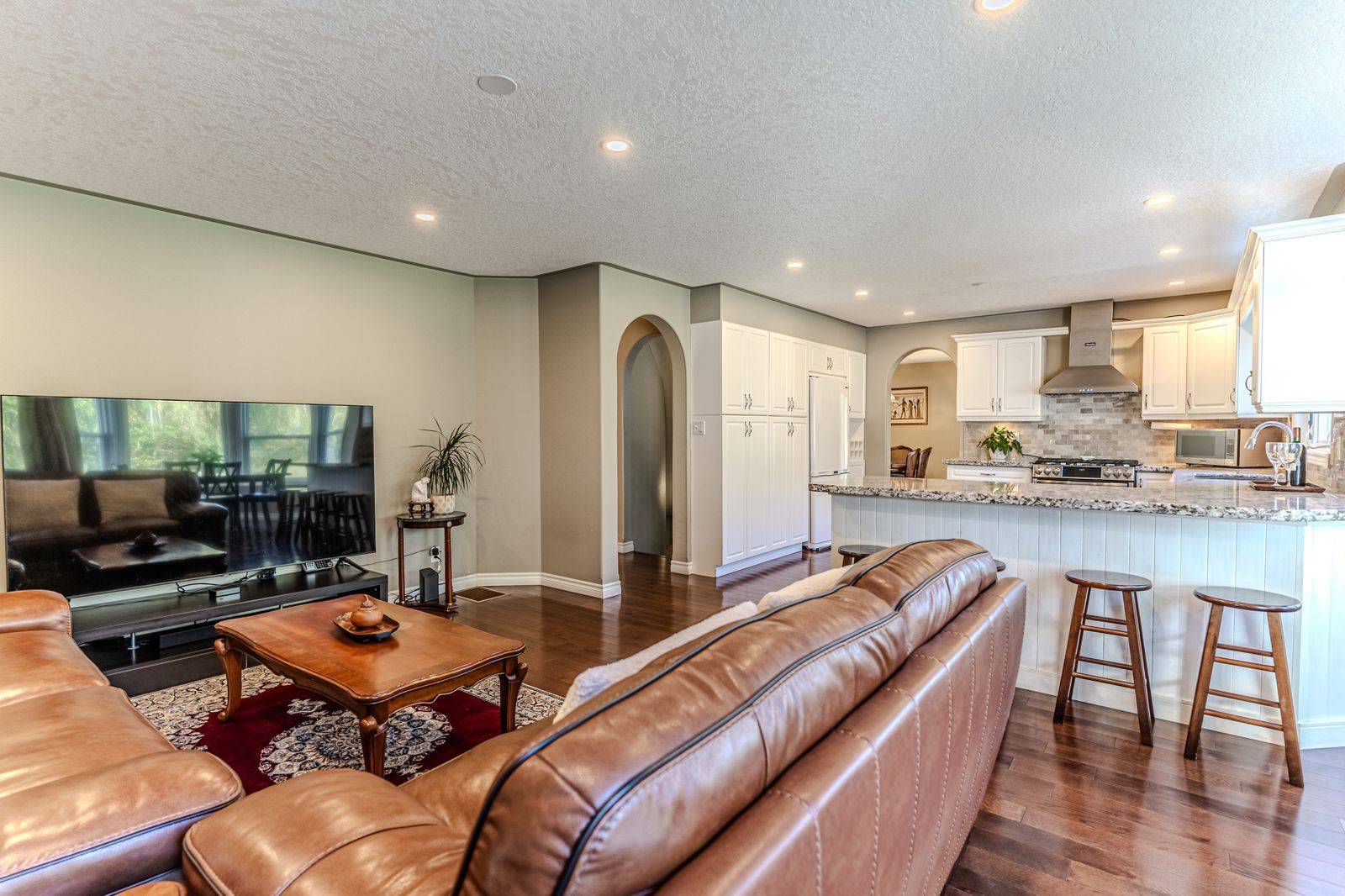 Innisfil, ON L9S 2L3,3678 Kimberley ST