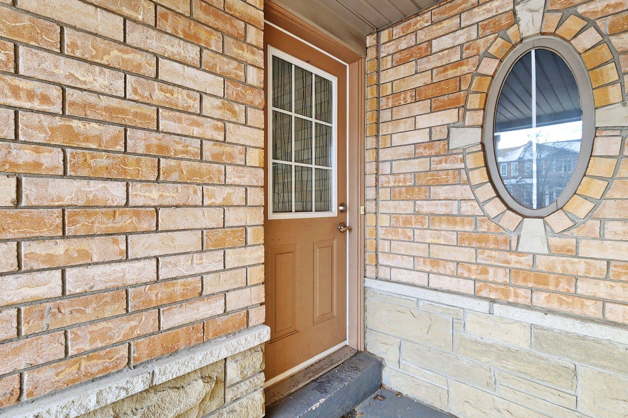 Richmond Hill, ON L5B 4L2,26 Waterton CRES