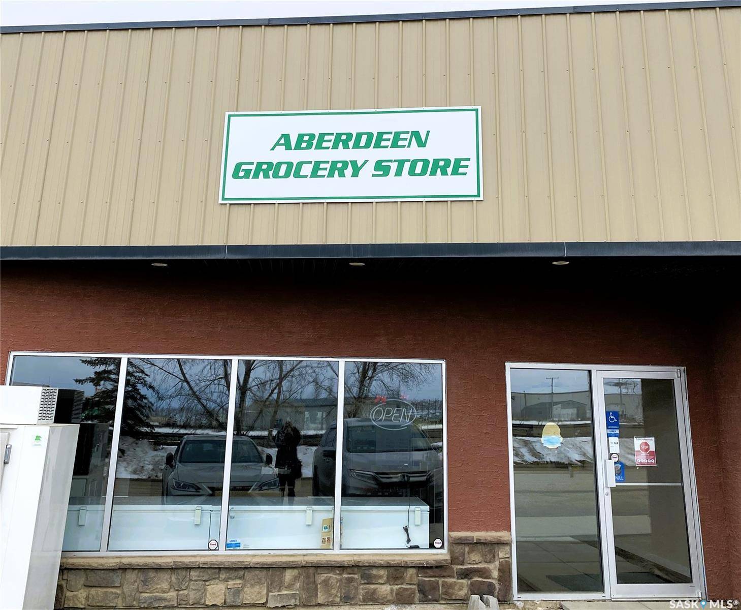 Aberdeen, SK S0K 0A2,403 Main STREET #5