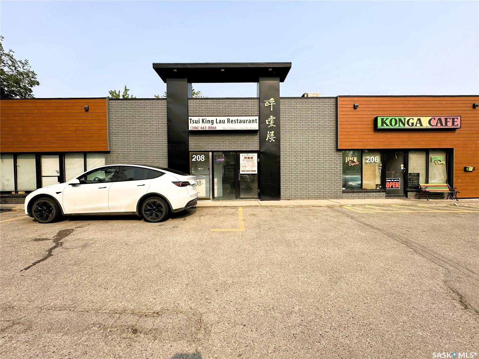 Saskatoon, SK S7L 6B6,208 H AVENUE N