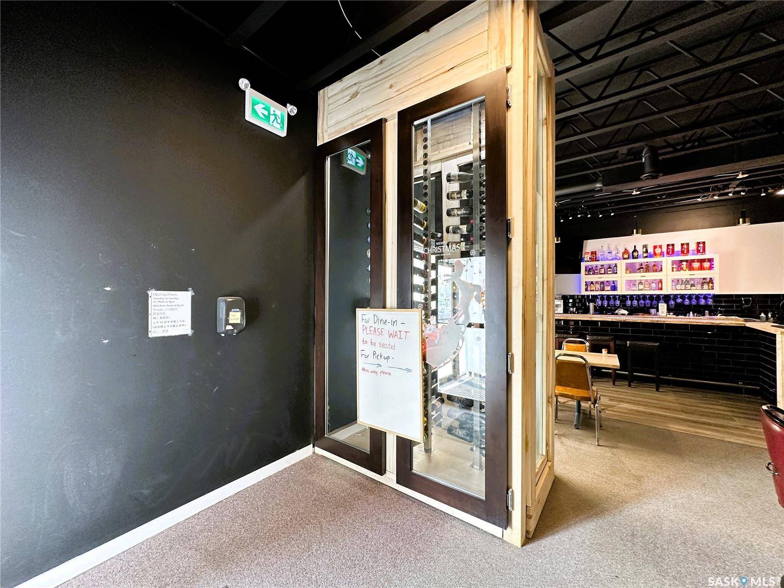 Saskatoon, SK S7L 6B6,208 H AVENUE N