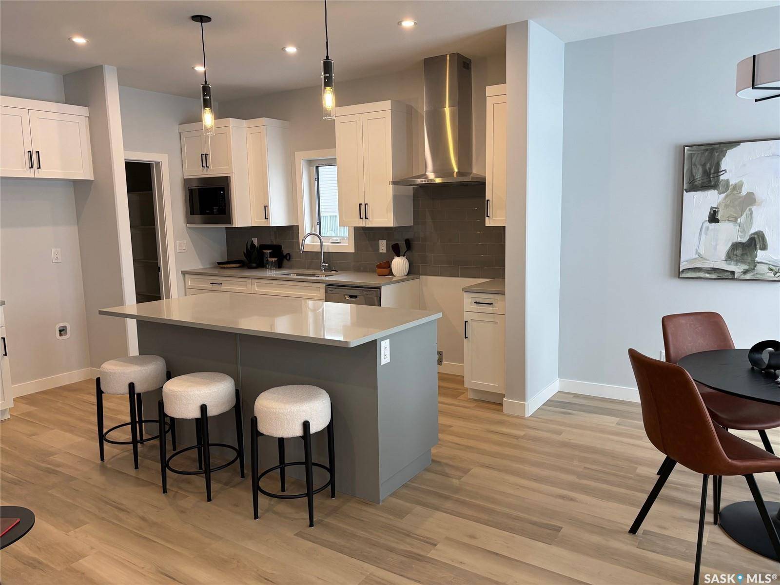 Saskatoon, SK S7V 0Z7,166 Doran WAY