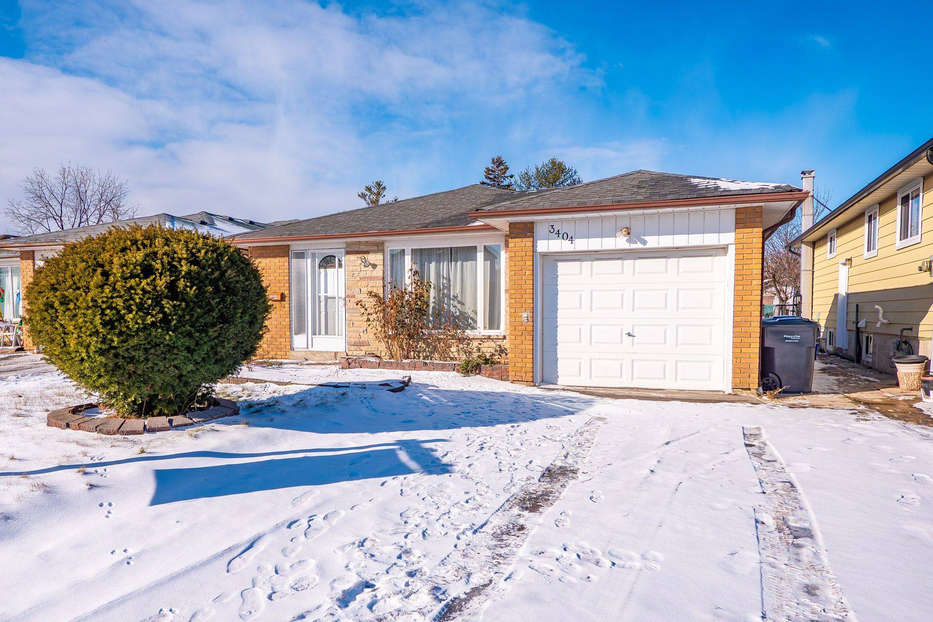 Mississauga, ON L4T 3E7,3404 Monica DR