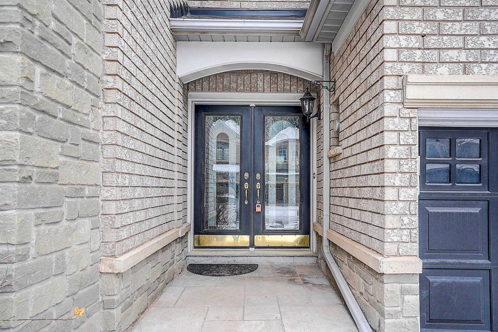 Oakville, ON L6H 6L8,2113 Pinevalley CRES