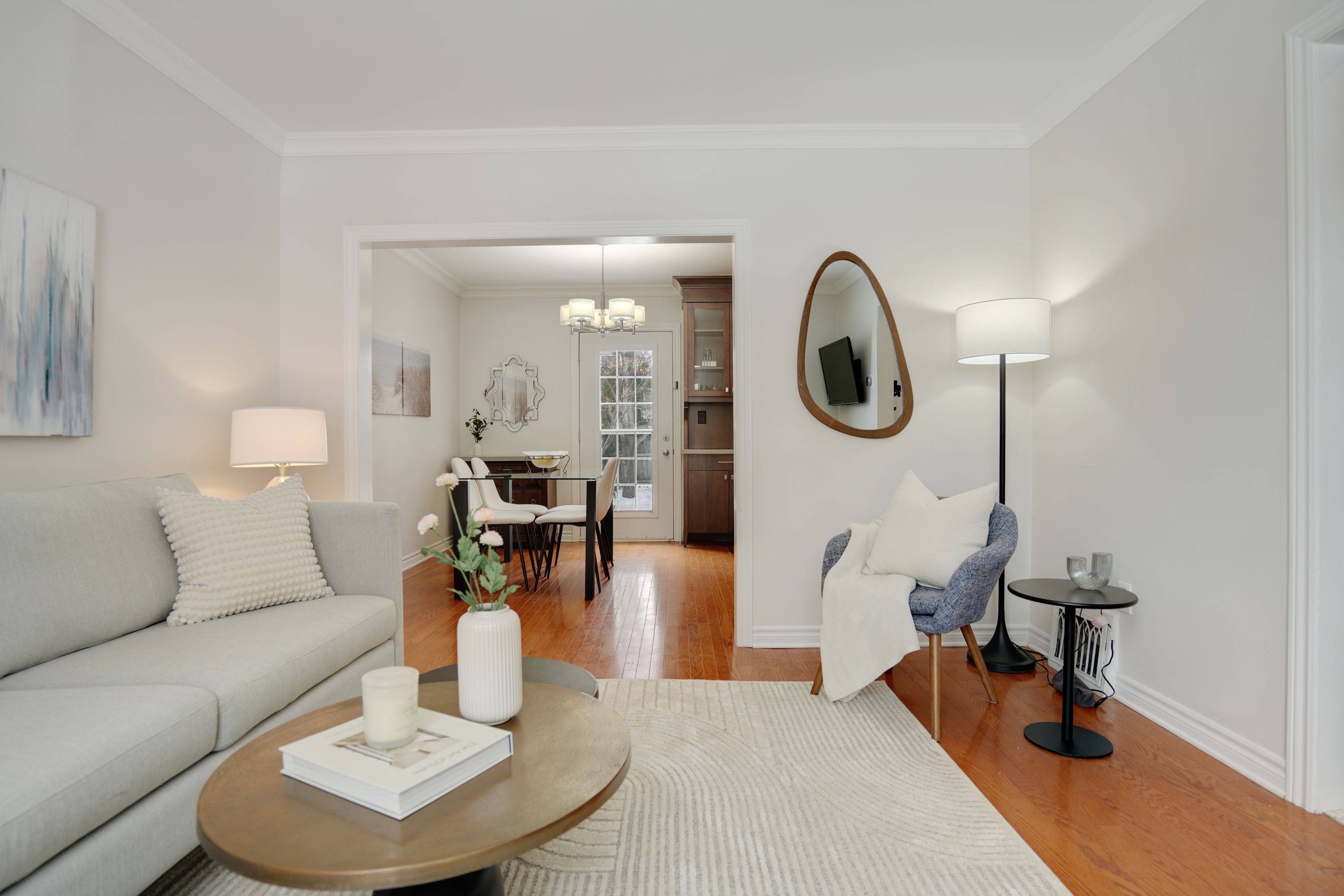 Toronto W08, ON M9A 3N8,10 Allanbrooke DR