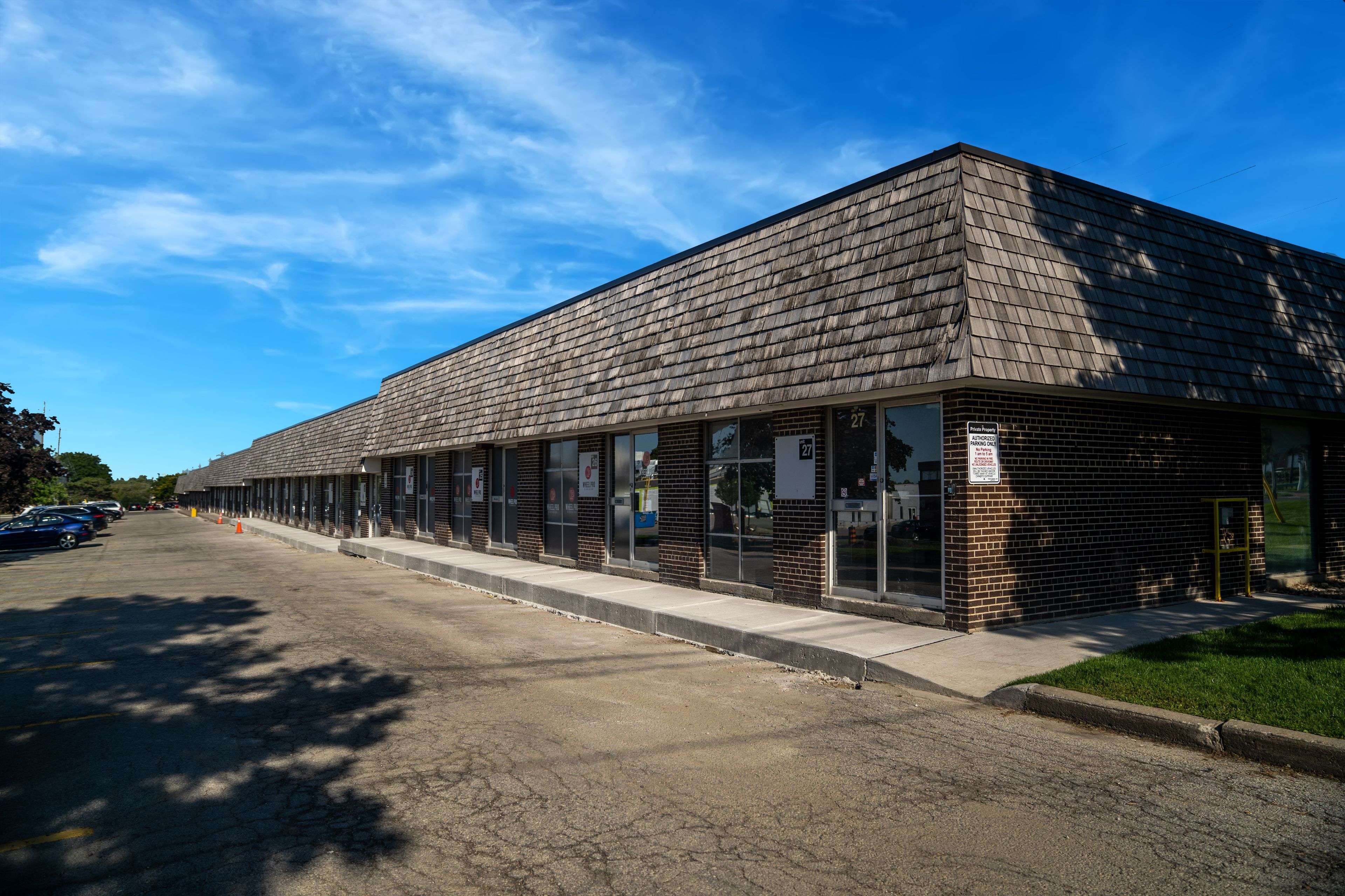 Toronto W05, ON M3J 2K1,45 Brisbane RD #19