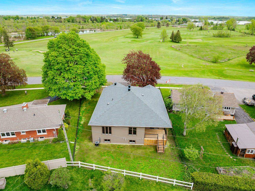 South Dundas, ON K0E 1K0,30 Lakeview DR