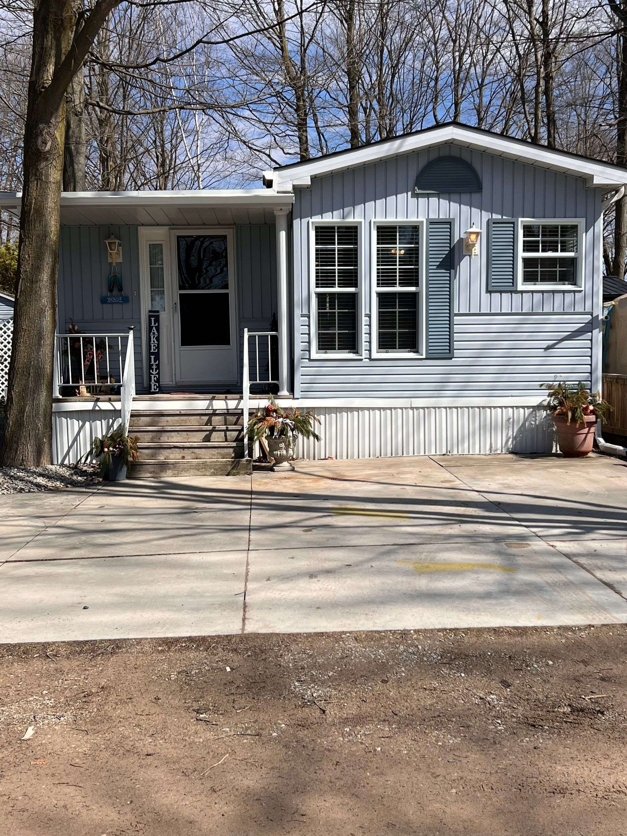 Central Huron, ON N0M 1G0,77794 Orchard Line #F 51