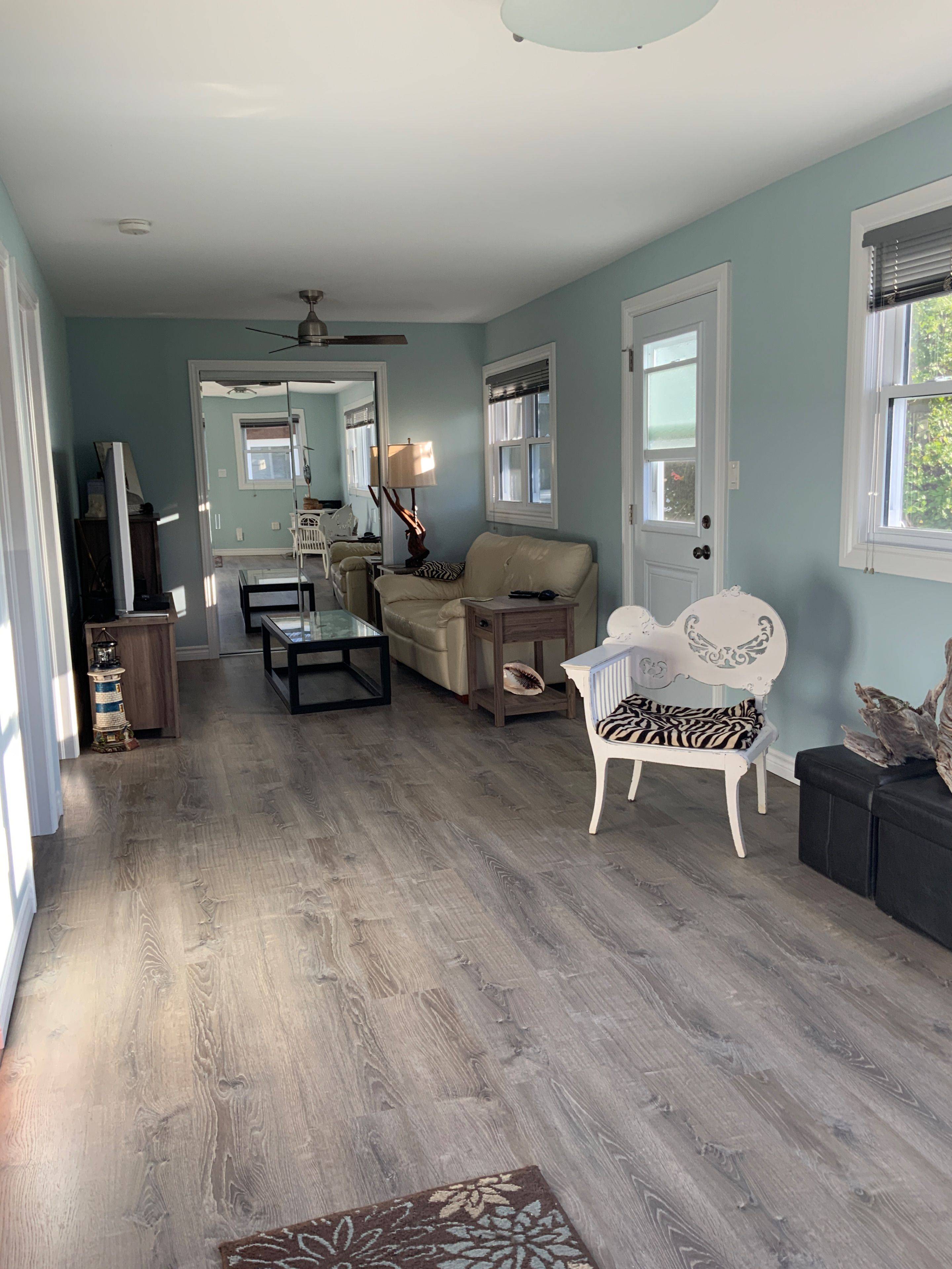 Norfolk, ON N0E 1M0,25 First AVE