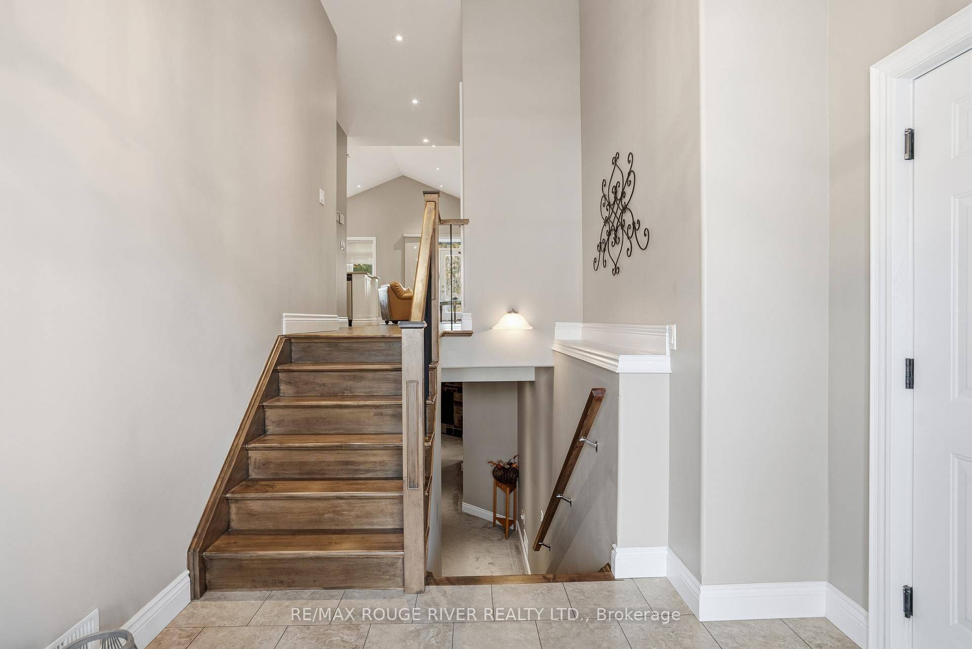 Peterborough, ON K9J 8T2,17 Lockside DR #50