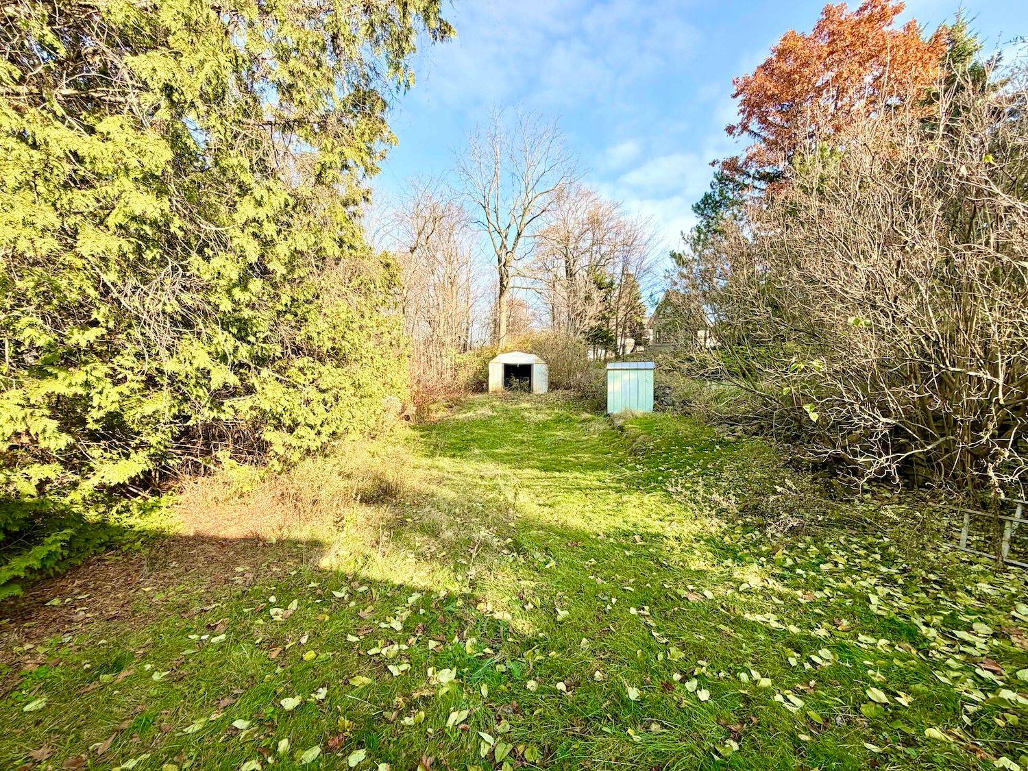 Grimsby, ON L3M 4E7,96 Ridge RD W