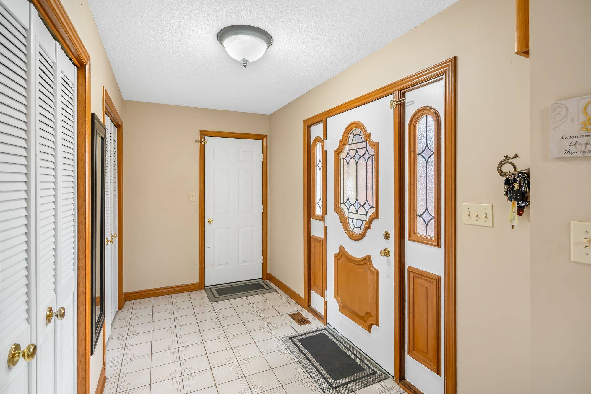 Niagara Falls, ON L2H 2Y1,3688 Cardinal DR