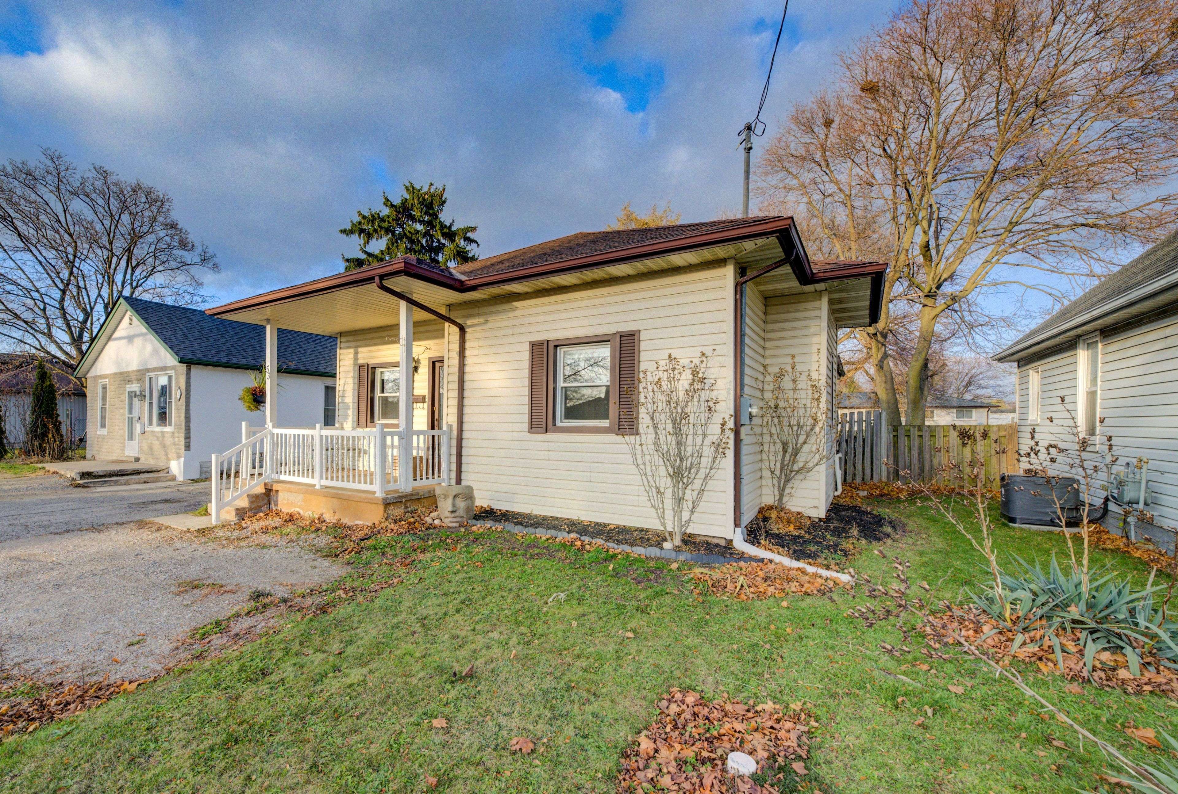 Cambridge, ON N1R 3T7,53 Norfolk AVE