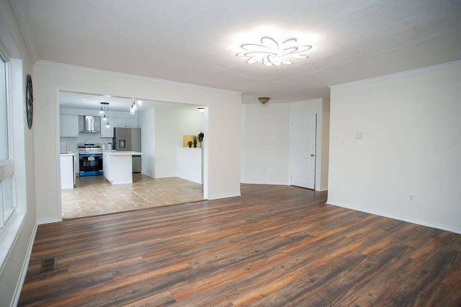 Brantford, ON N3T 0B1,110 Hunter WAY