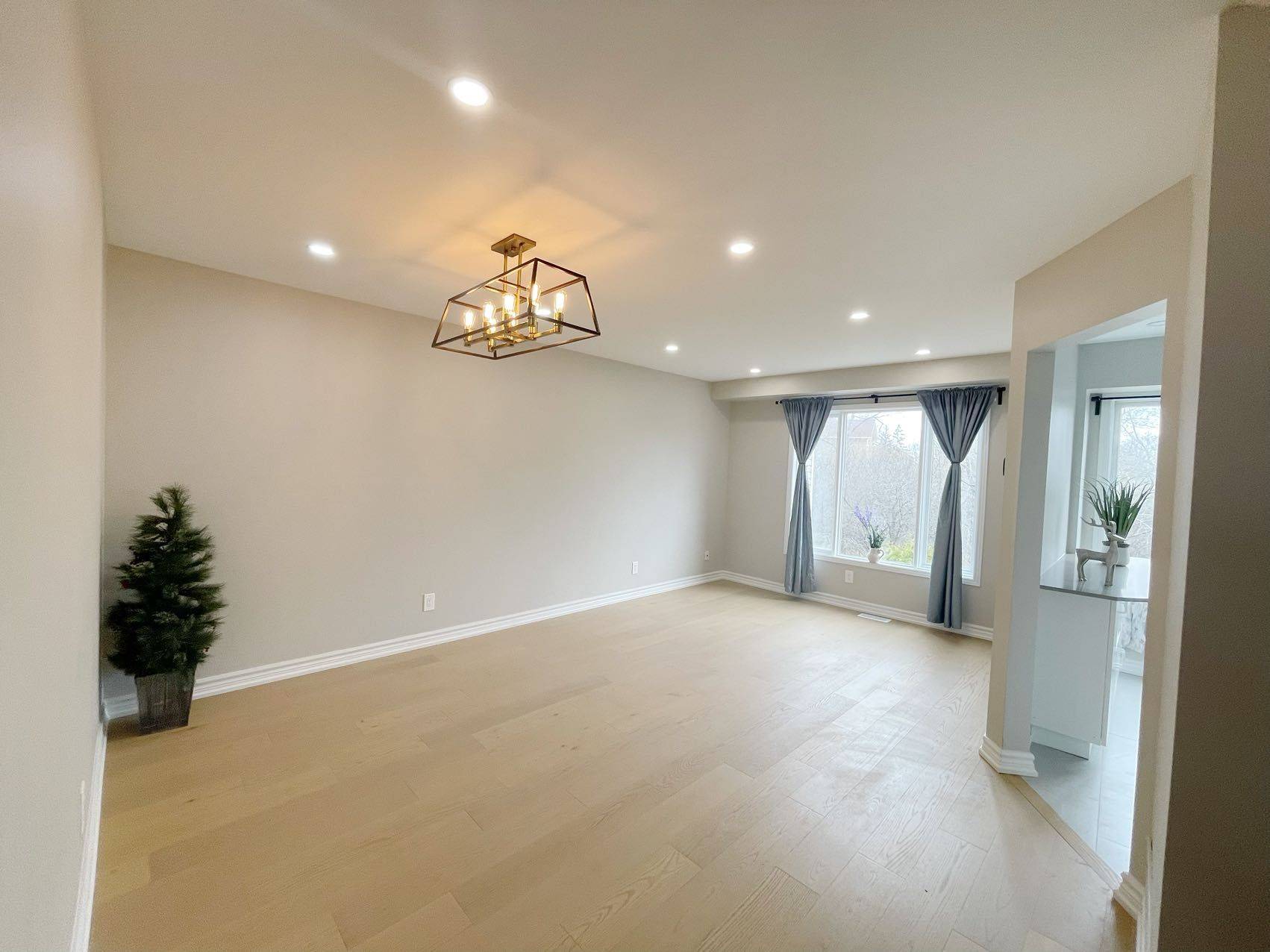 Kanata, ON K2K 2V3,63 Banchory CRES